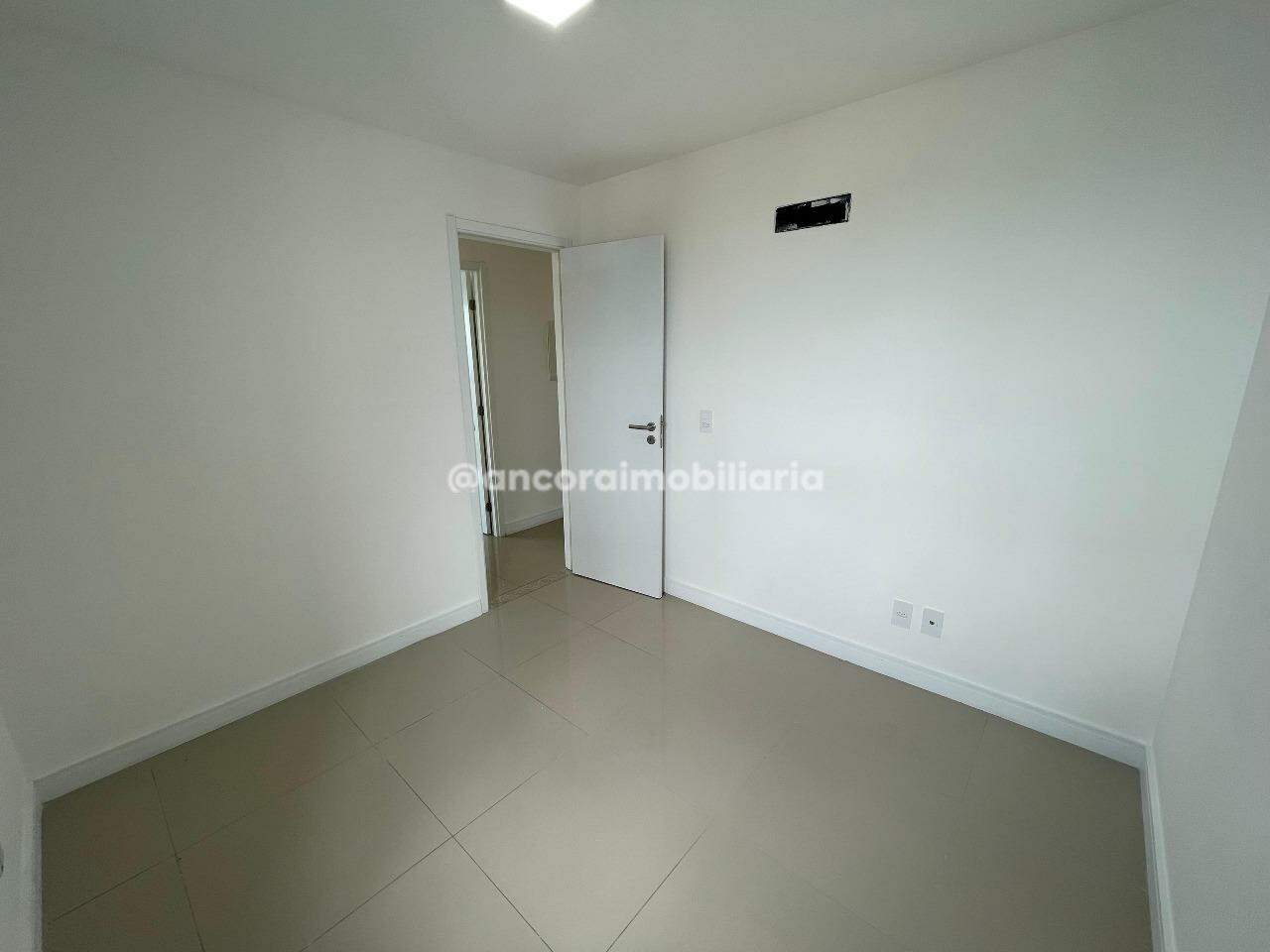 Apartamento para aluguel no Ilha do Retiro: 