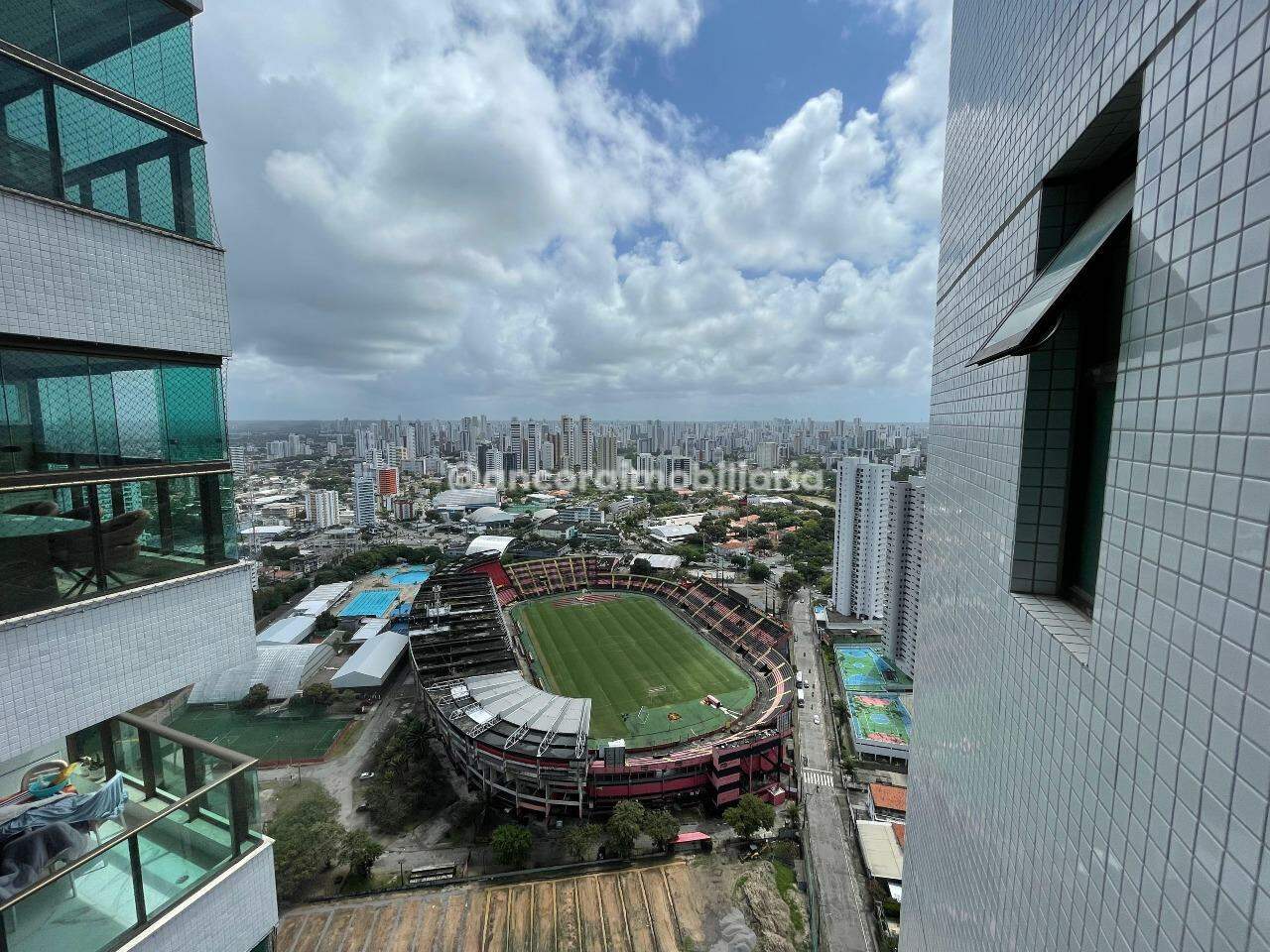Apartamento para aluguel no Ilha do Retiro: 