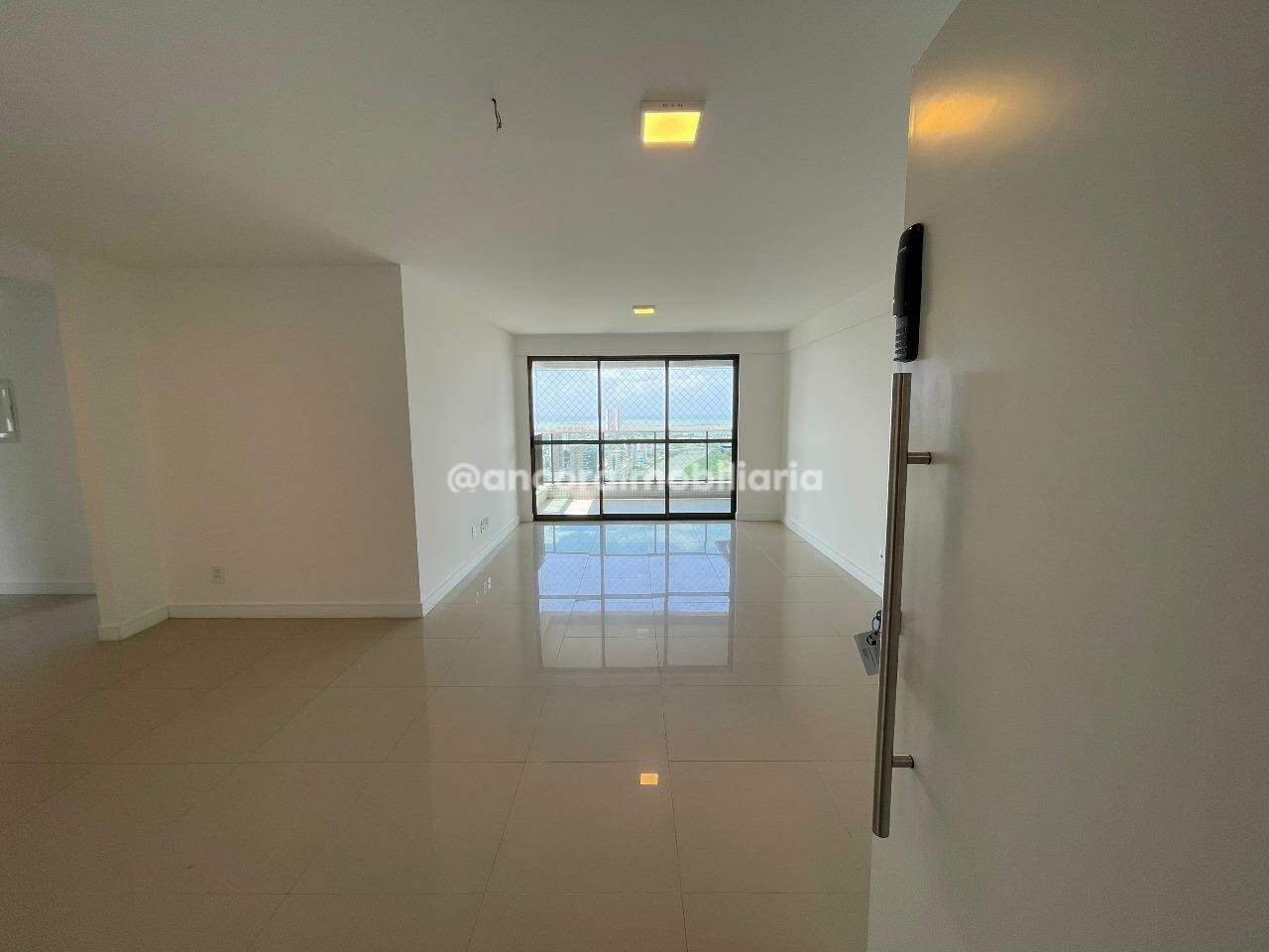 Apartamento para aluguel no Ilha do Retiro: 