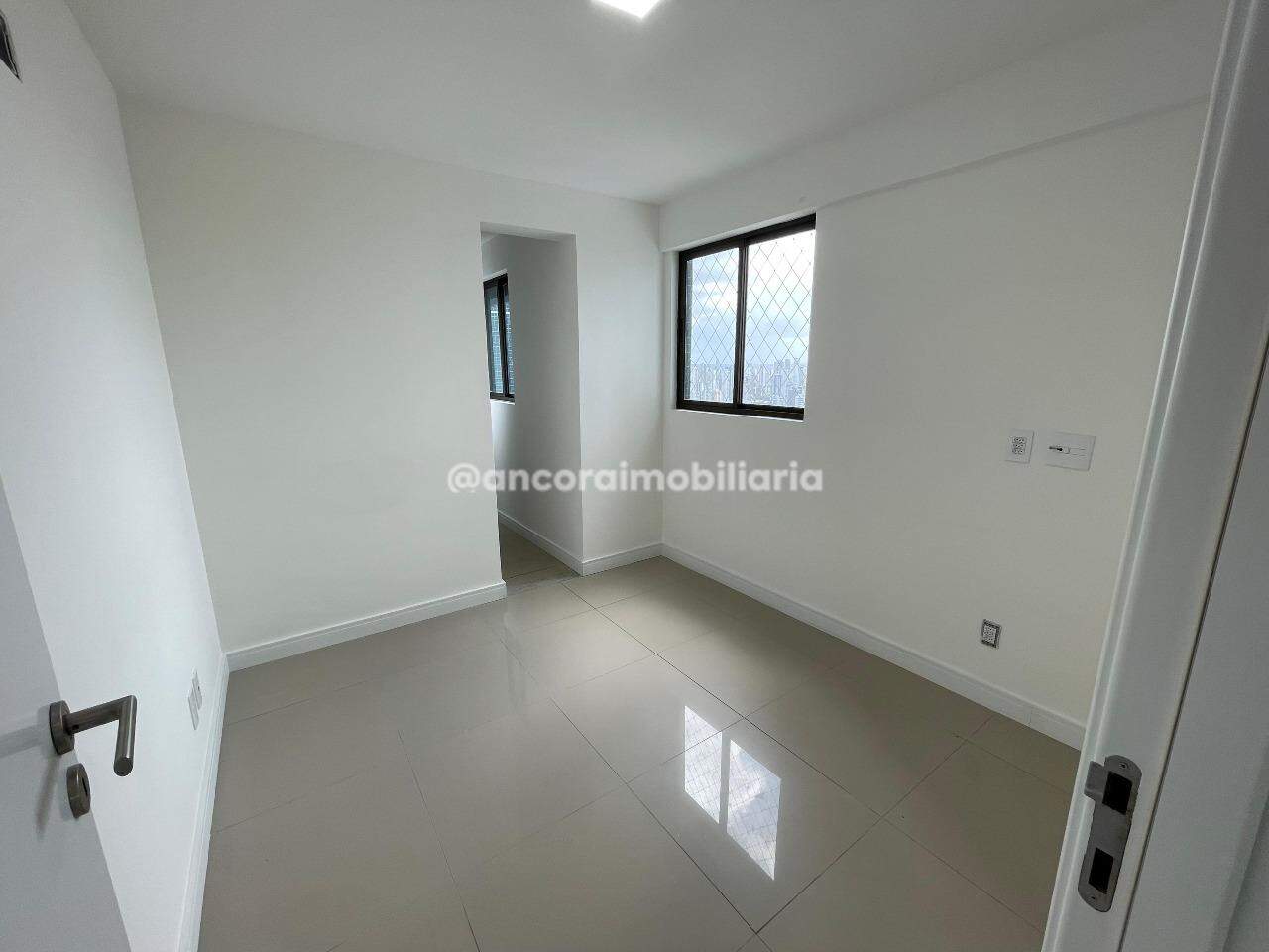 Apartamento para aluguel no Ilha do Retiro: 