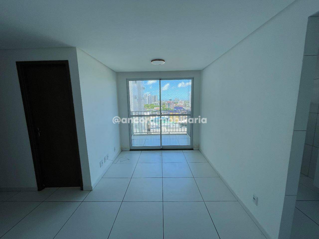 Apartamento para aluguel no Madalena: 
