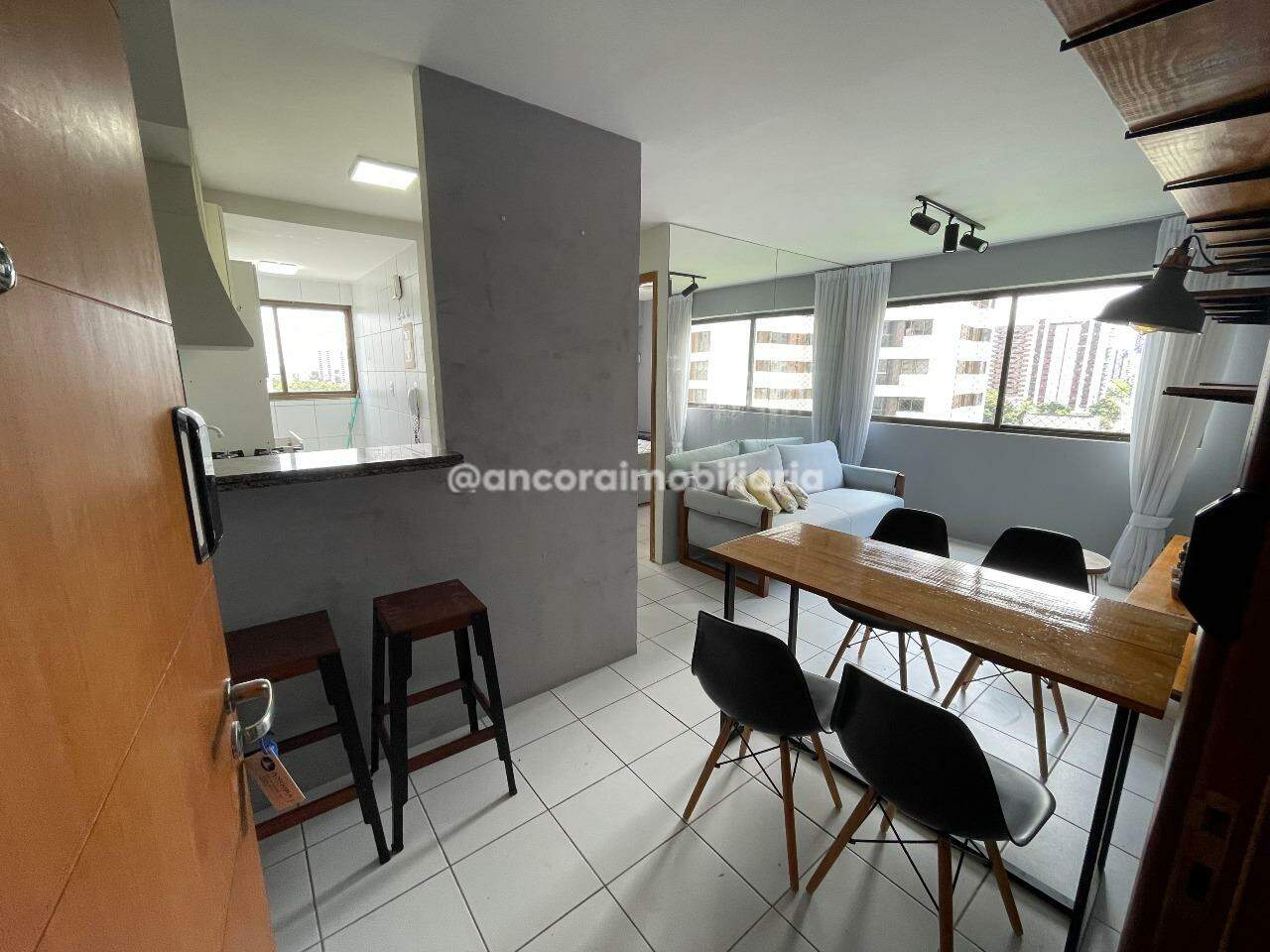 Apartamento para aluguel no Tamarineira: 