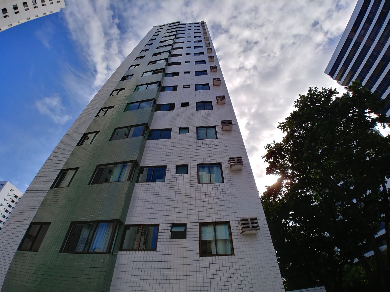 Apartamento para aluguel no Tamarineira: 