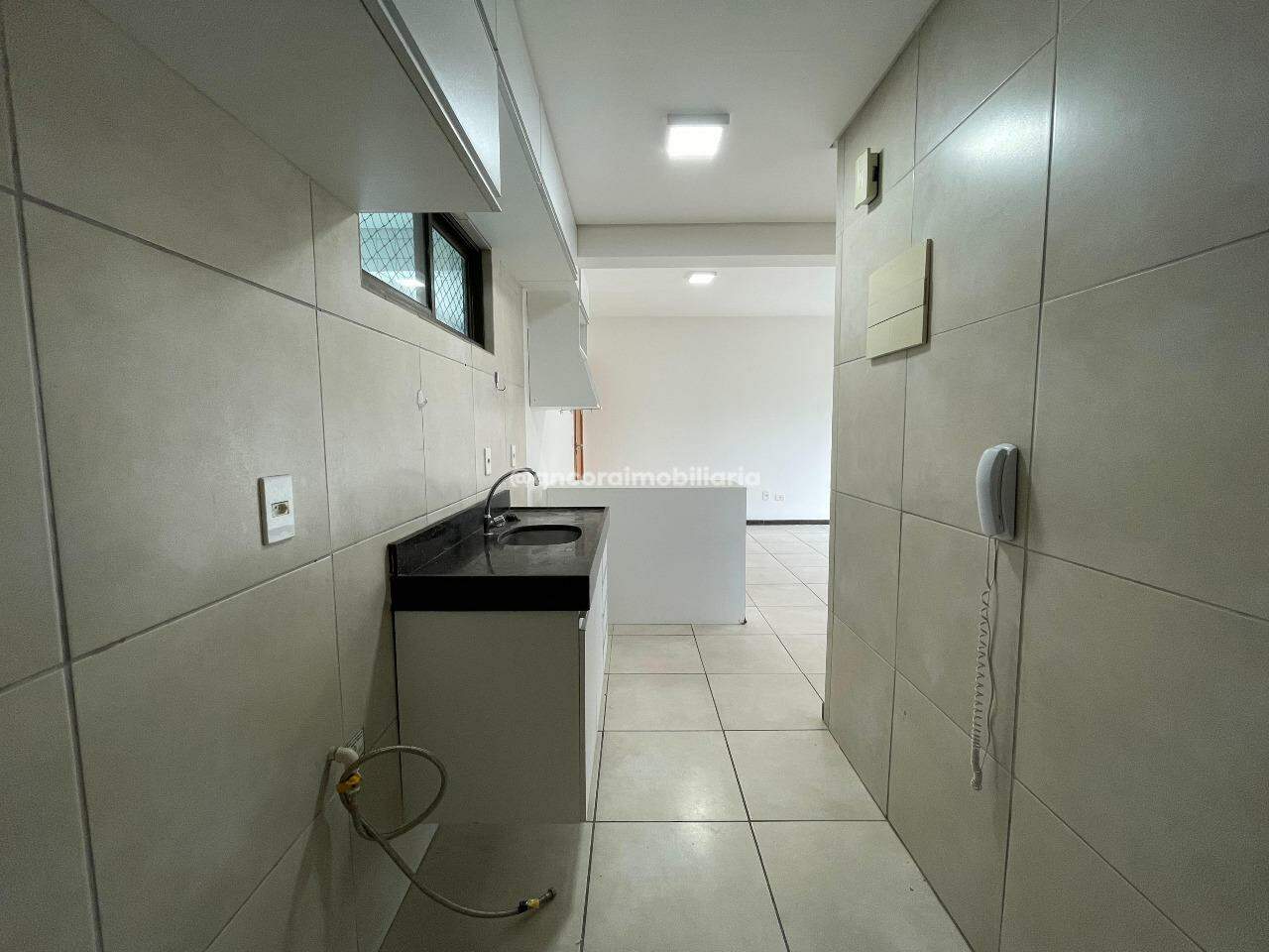 Apartamento para aluguel no Parnamirim: 