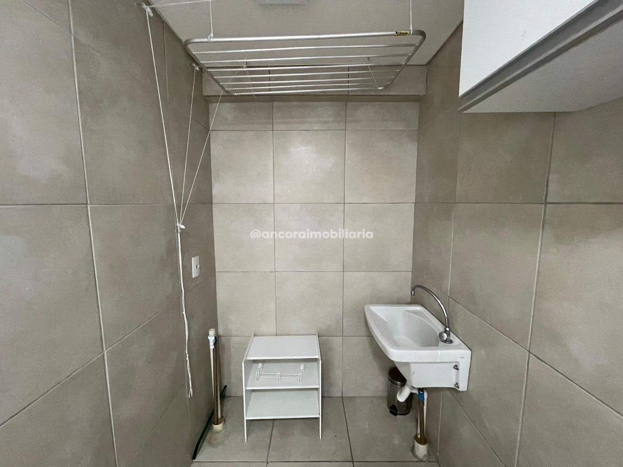 Apartamento para aluguel no Parnamirim: 