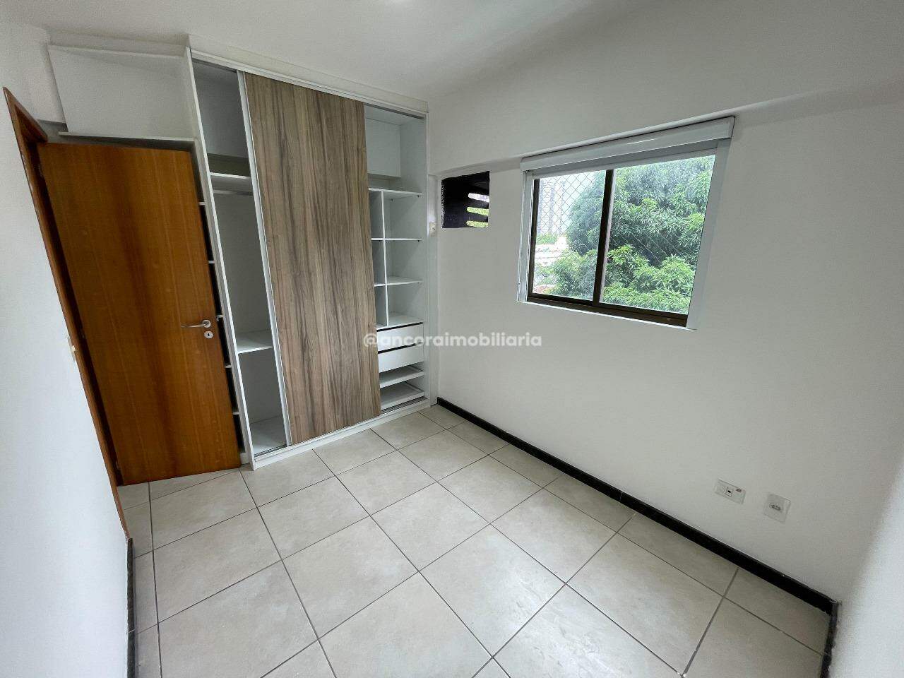 Apartamento para aluguel no Parnamirim: 