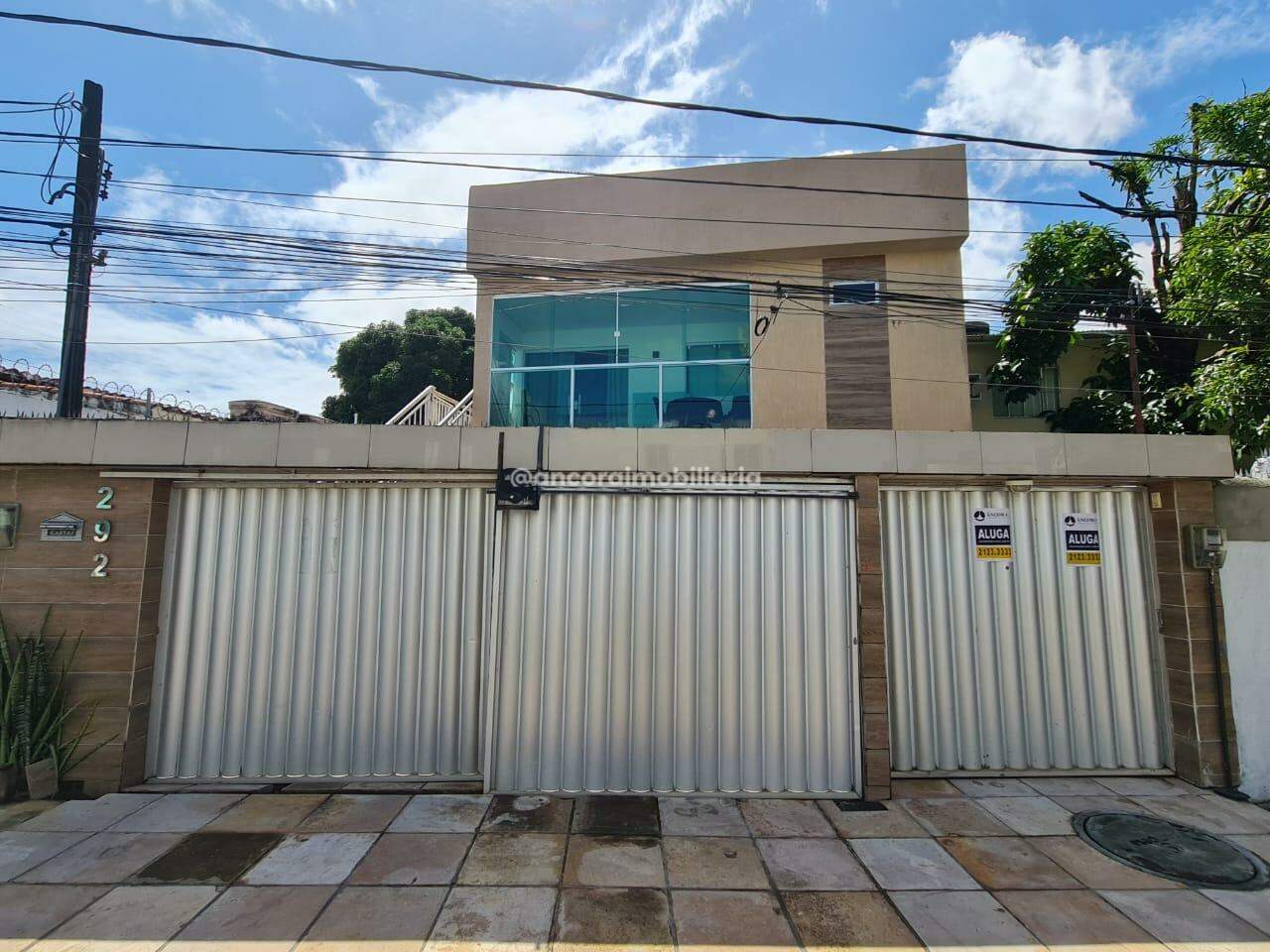 Casa para aluguel no Cordeiro: 