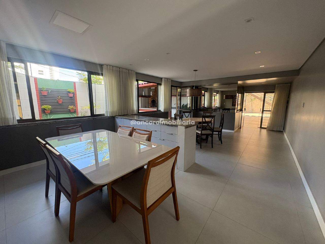 Casa para aluguel no Candeias: 