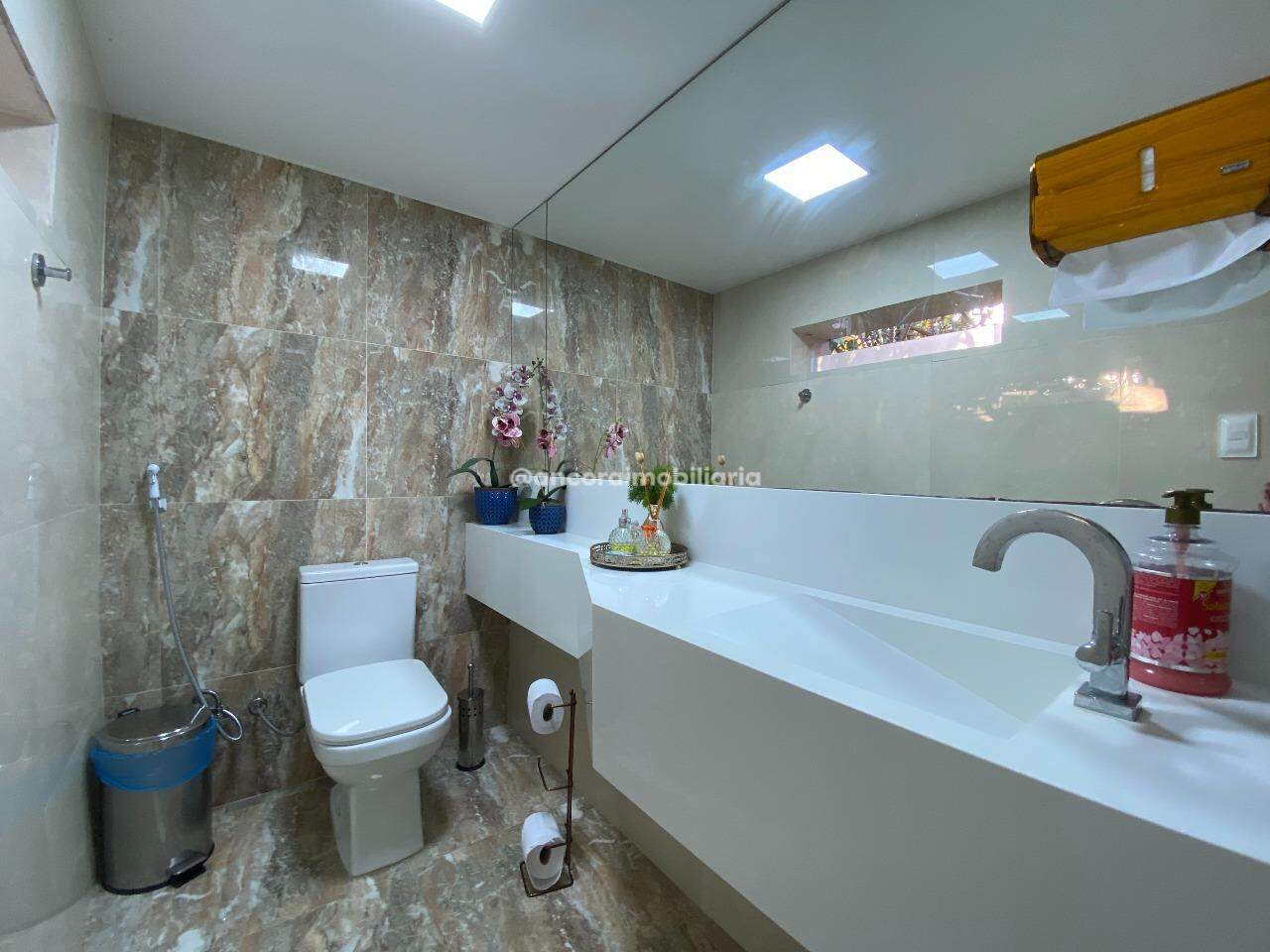Casa para aluguel no Candeias: 