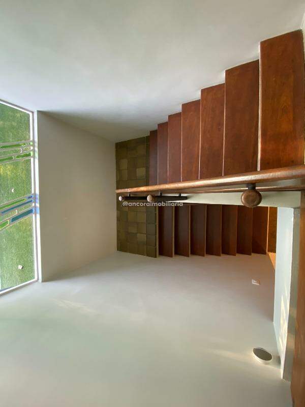 Casa para aluguel no Candeias: 