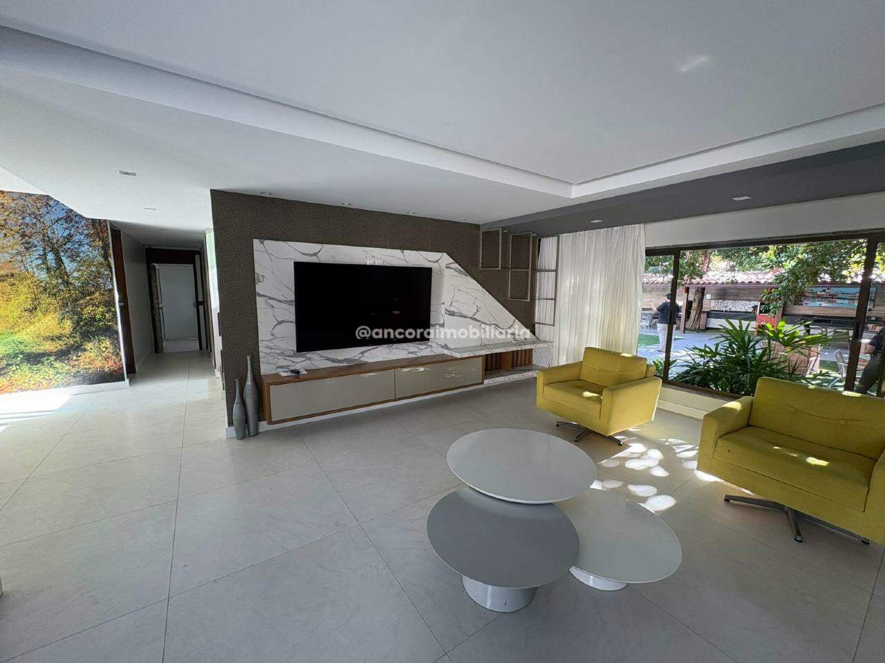 Casa para aluguel no Candeias: 