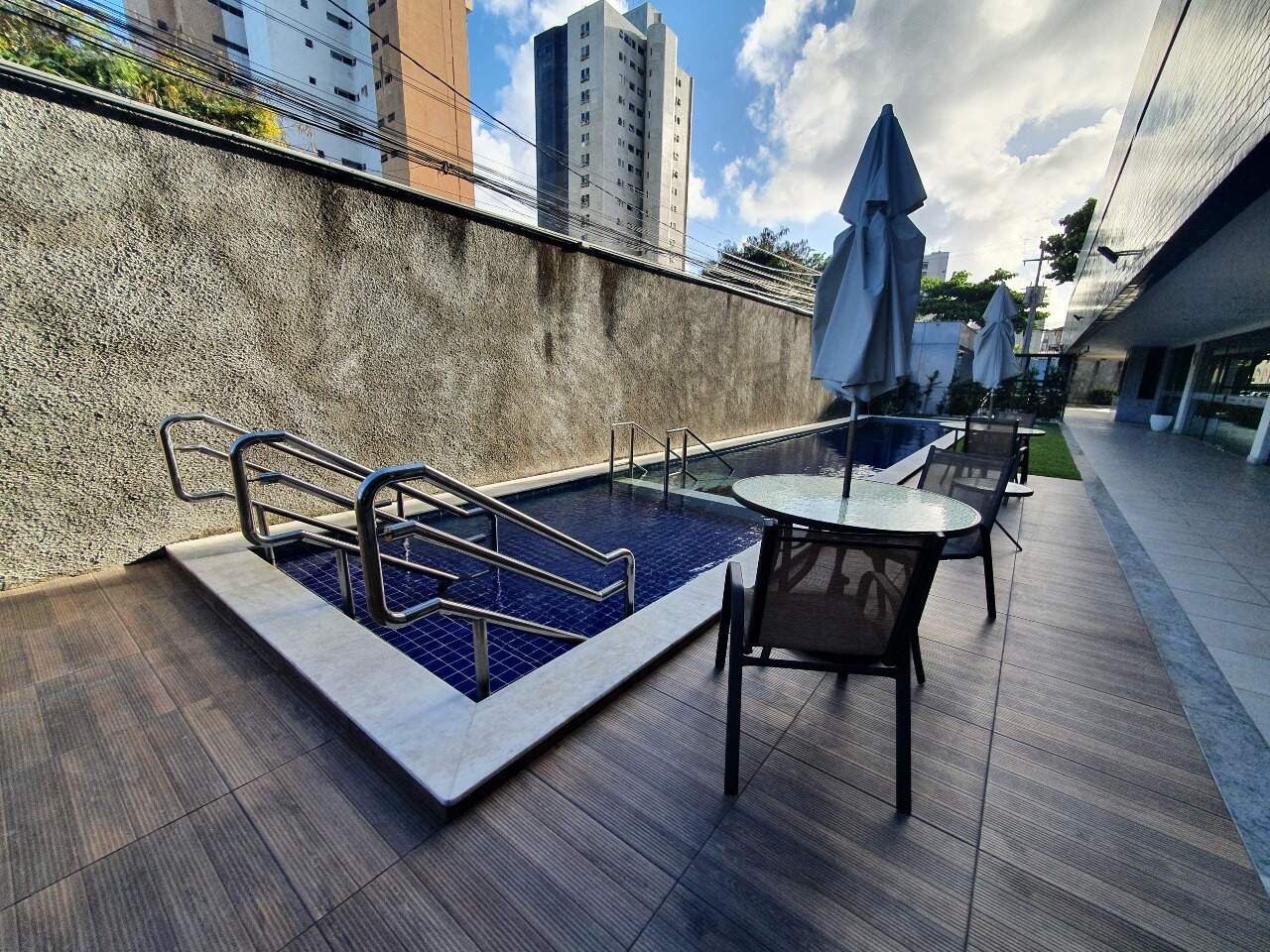 Apartamento para aluguel no Torreão: 