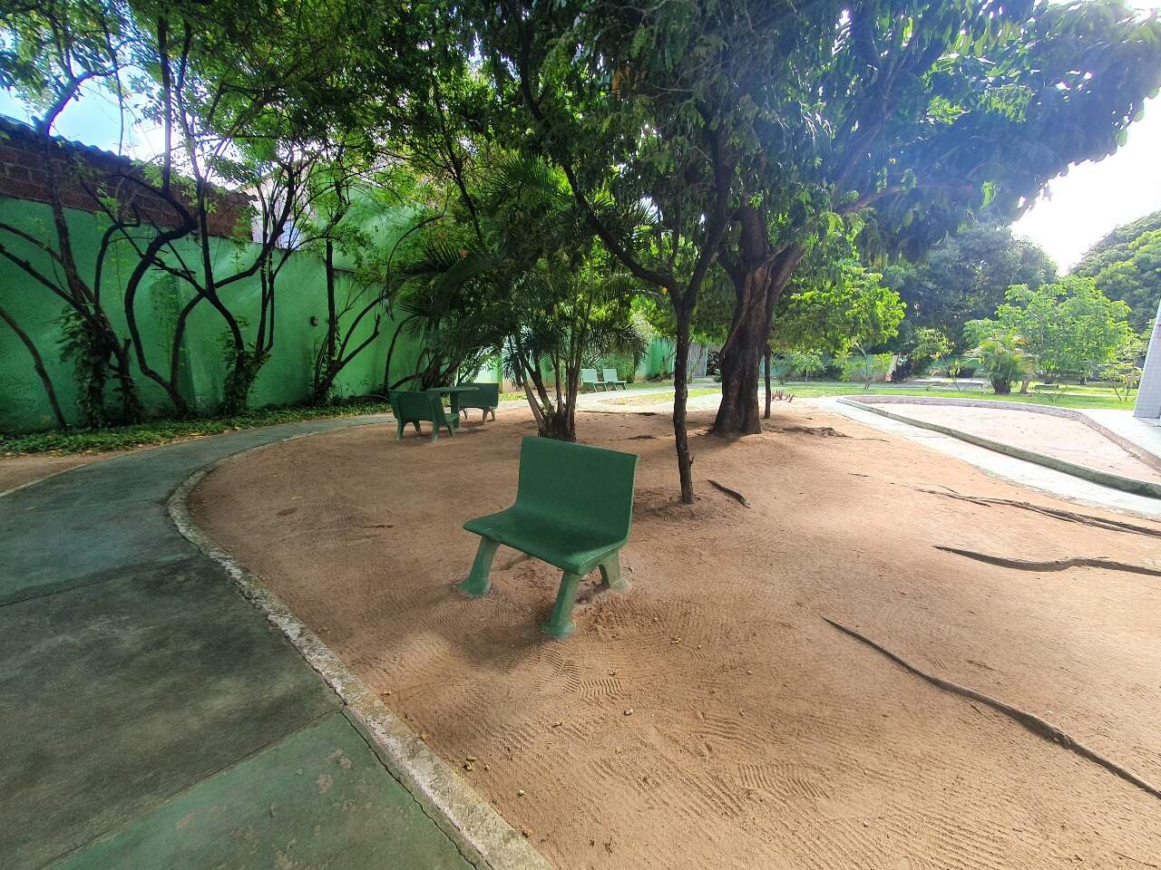 Apartamento para aluguel no Encruzilhada: 
