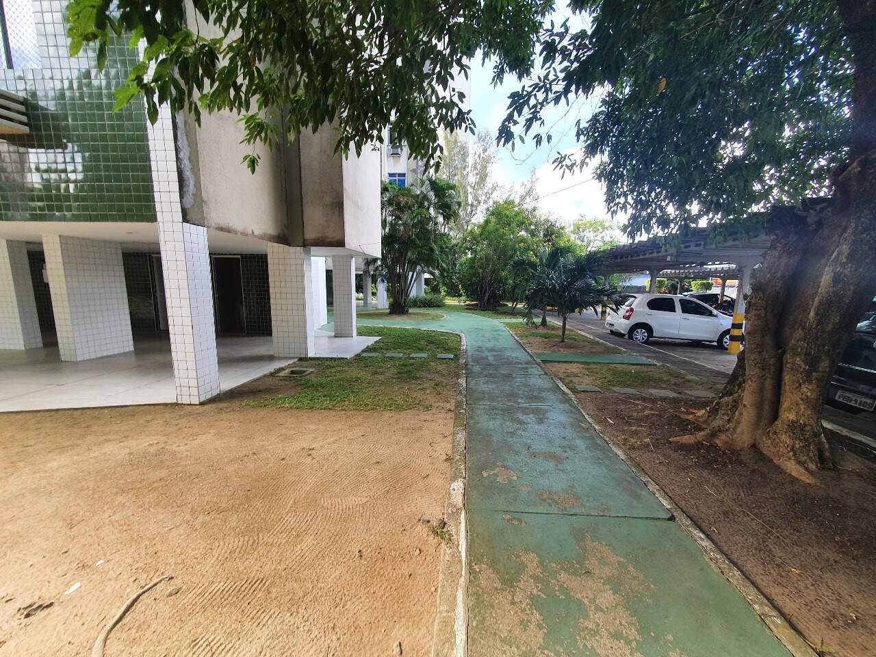 Apartamento para aluguel no Encruzilhada: 