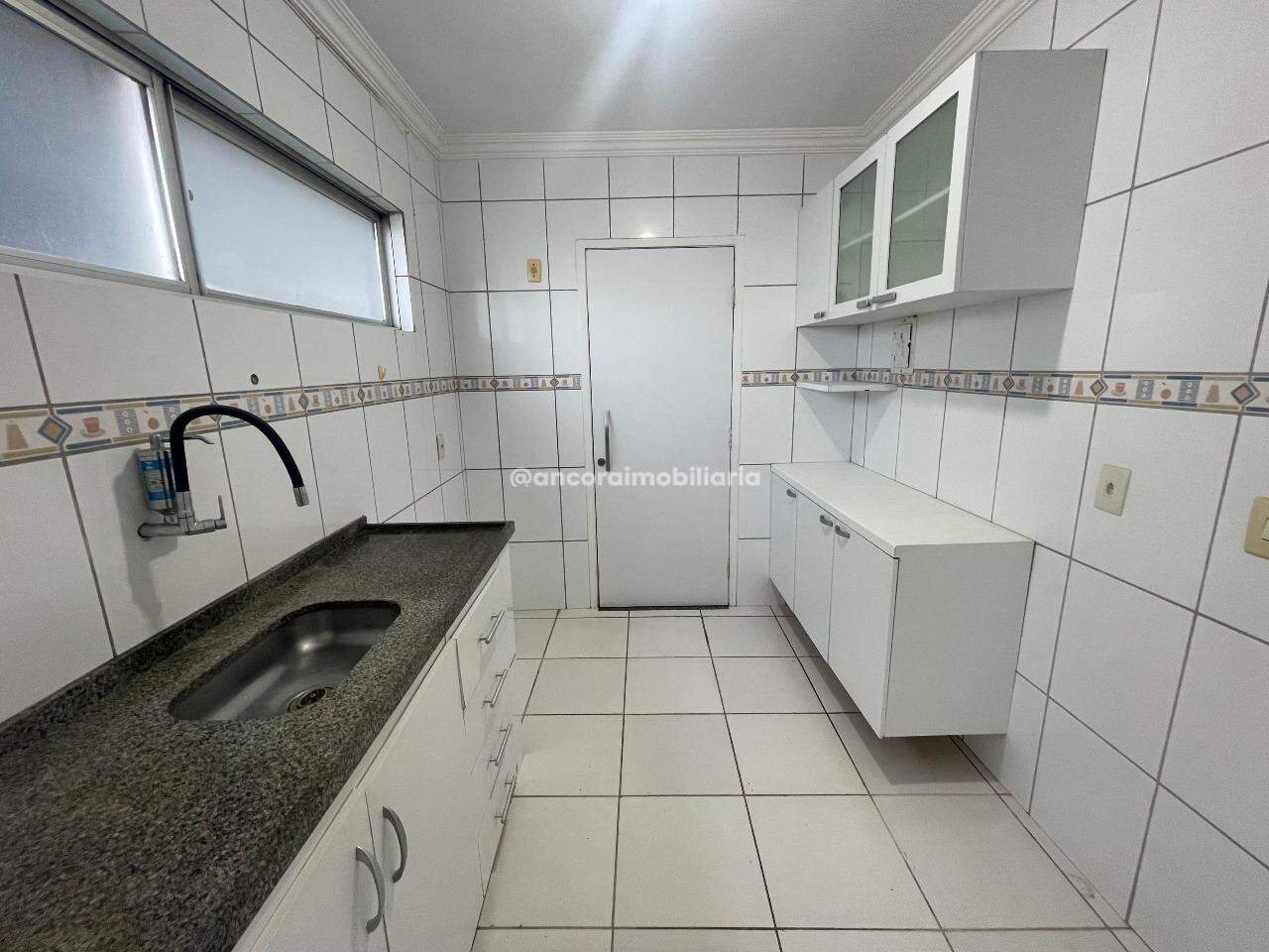 Apartamento para aluguel no Encruzilhada: 