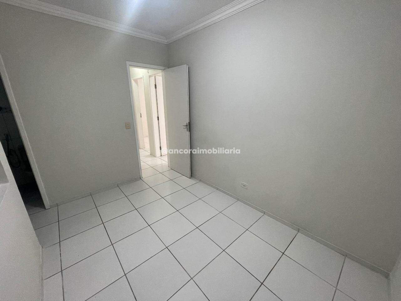 Apartamento para aluguel no Encruzilhada: 