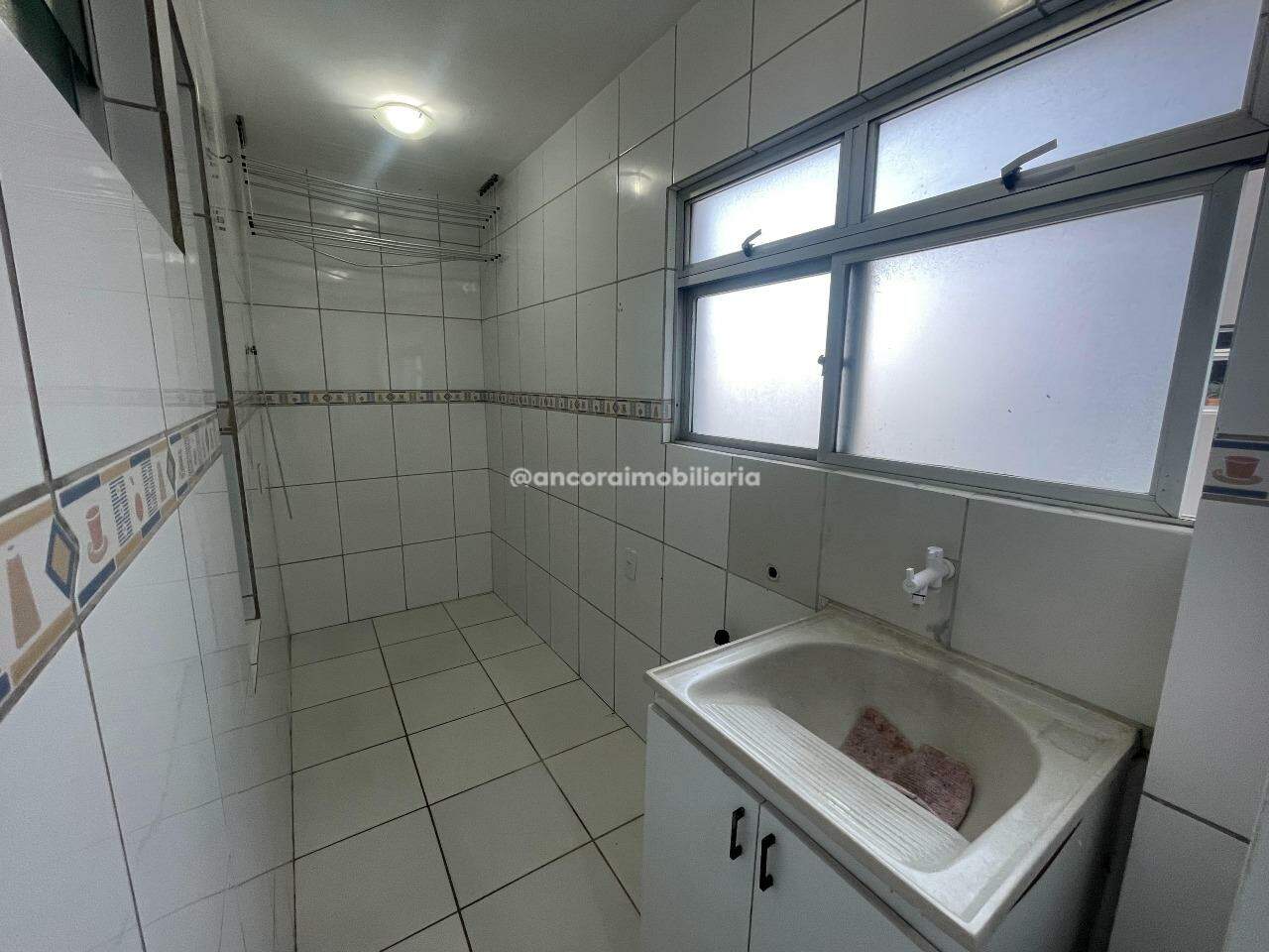 Apartamento para aluguel no Encruzilhada: 