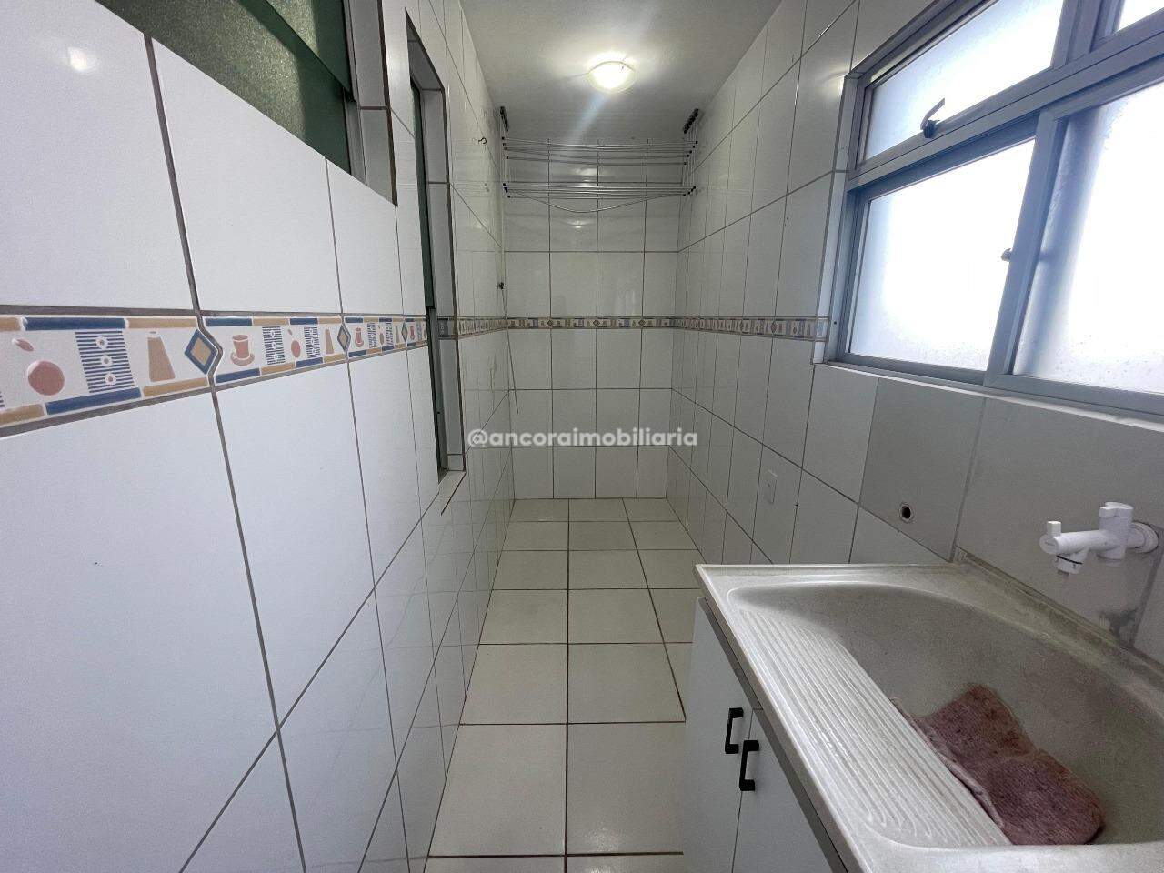 Apartamento para aluguel no Encruzilhada: 
