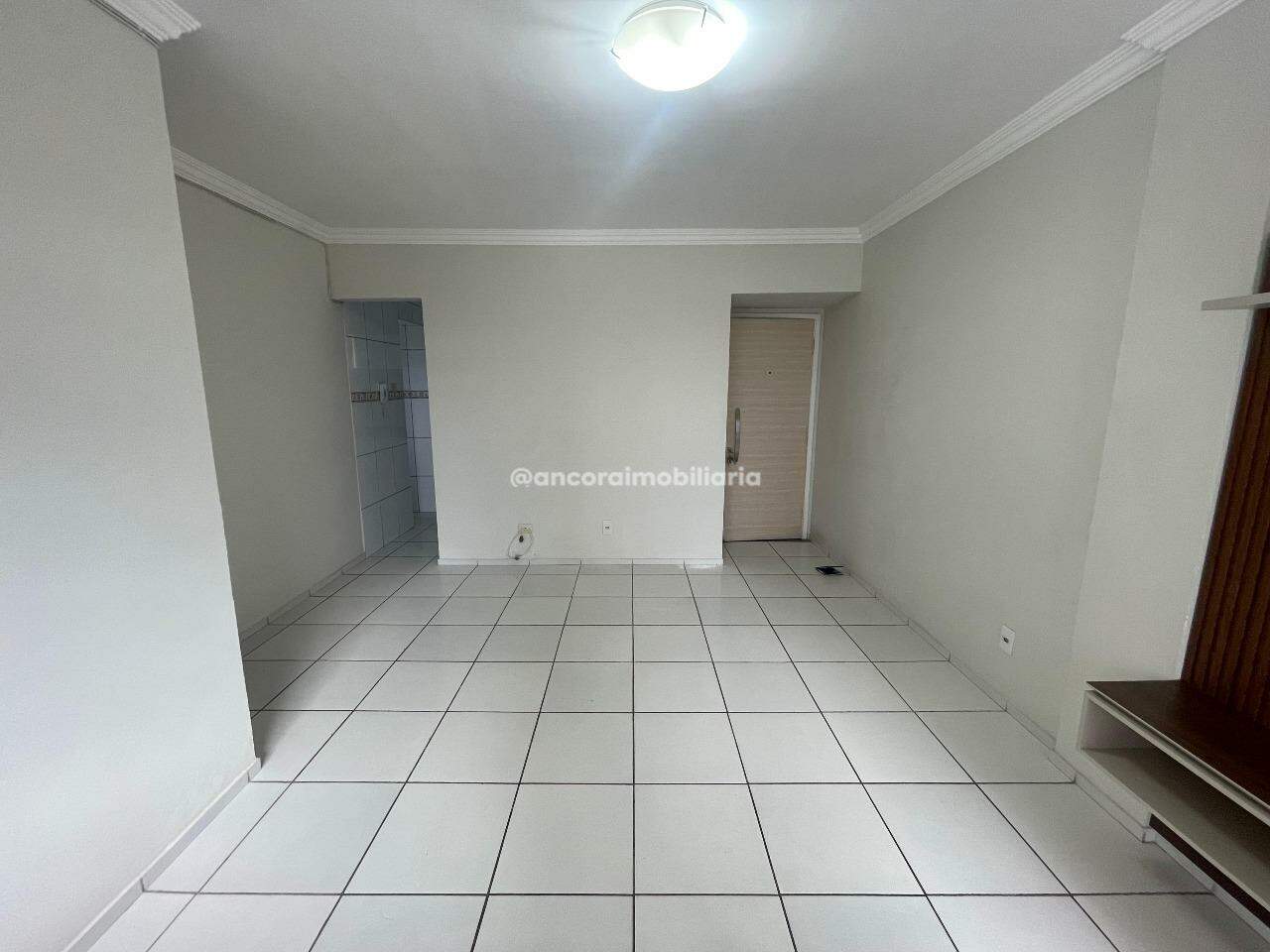 Apartamento para aluguel no Encruzilhada: 