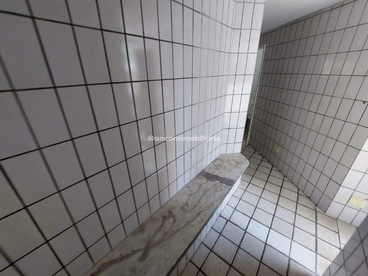 Apartamento à venda no Graças: