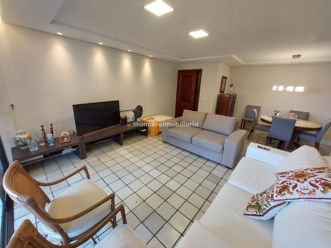 Apartamento à venda no Graças: 