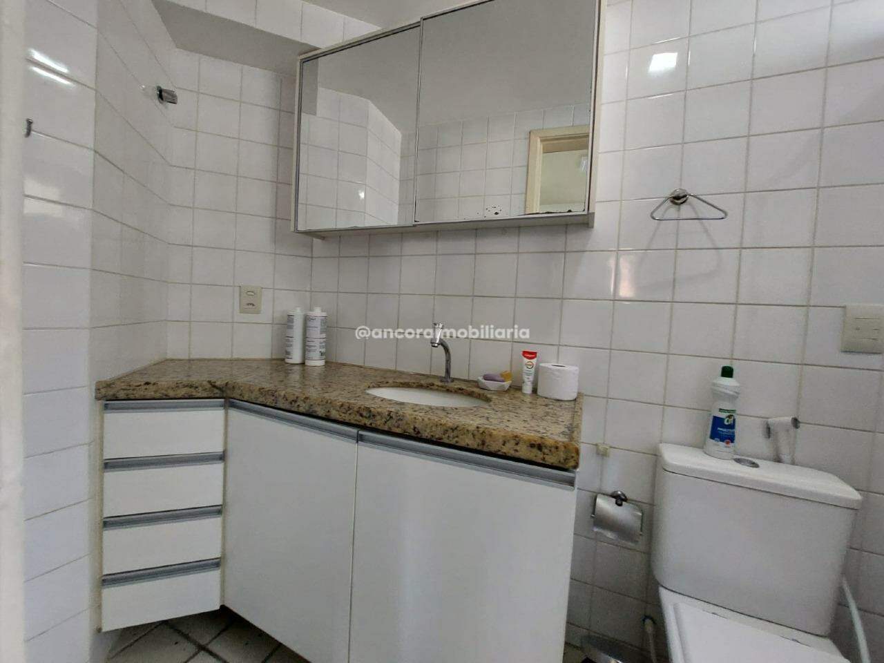 Apartamento à venda no Graças: