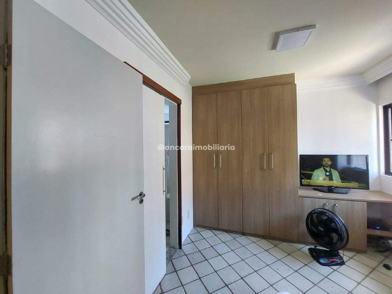 Apartamento à venda no Graças: