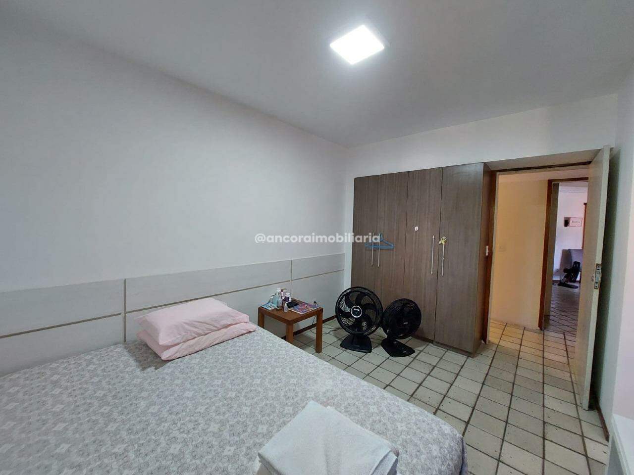 Apartamento à venda no Graças: