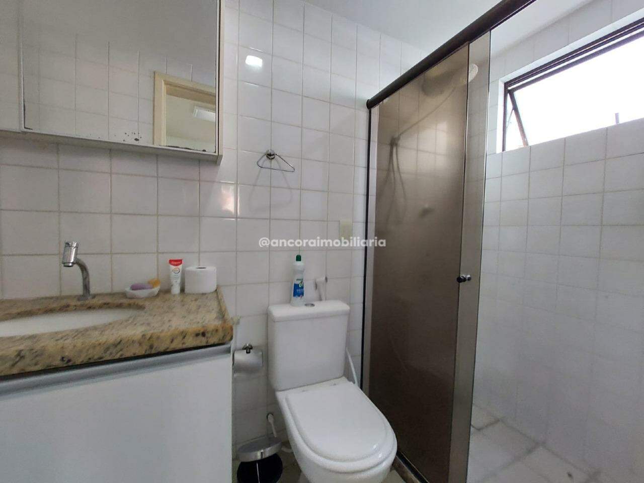 Apartamento à venda no Graças:
