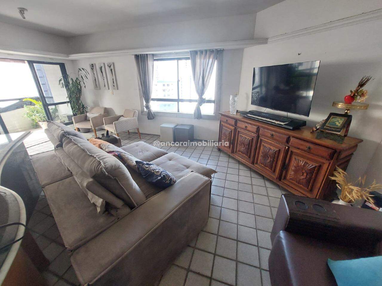 Apartamento à venda no Rosarinho: 