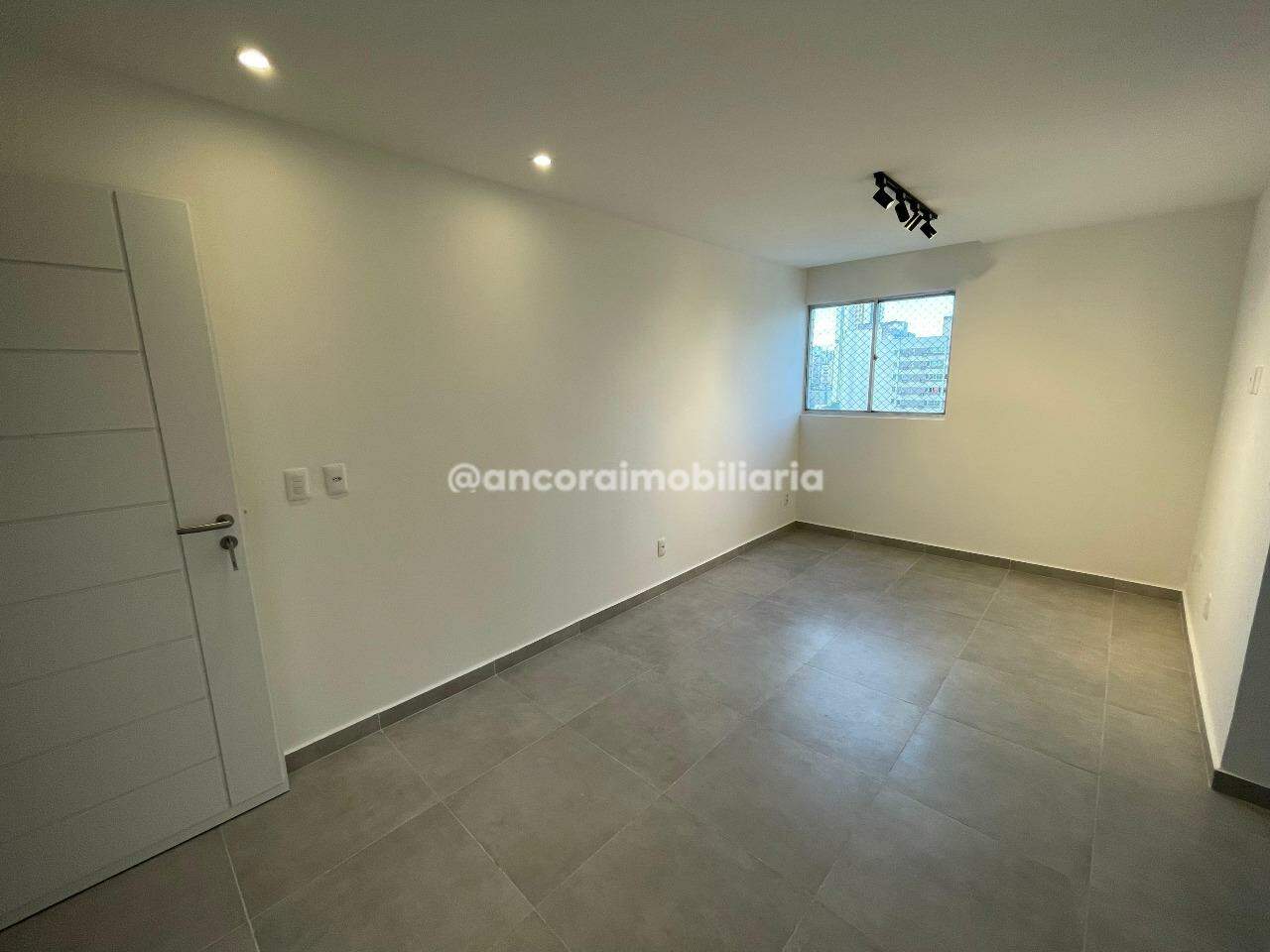 Apartamento para aluguel no Torre: