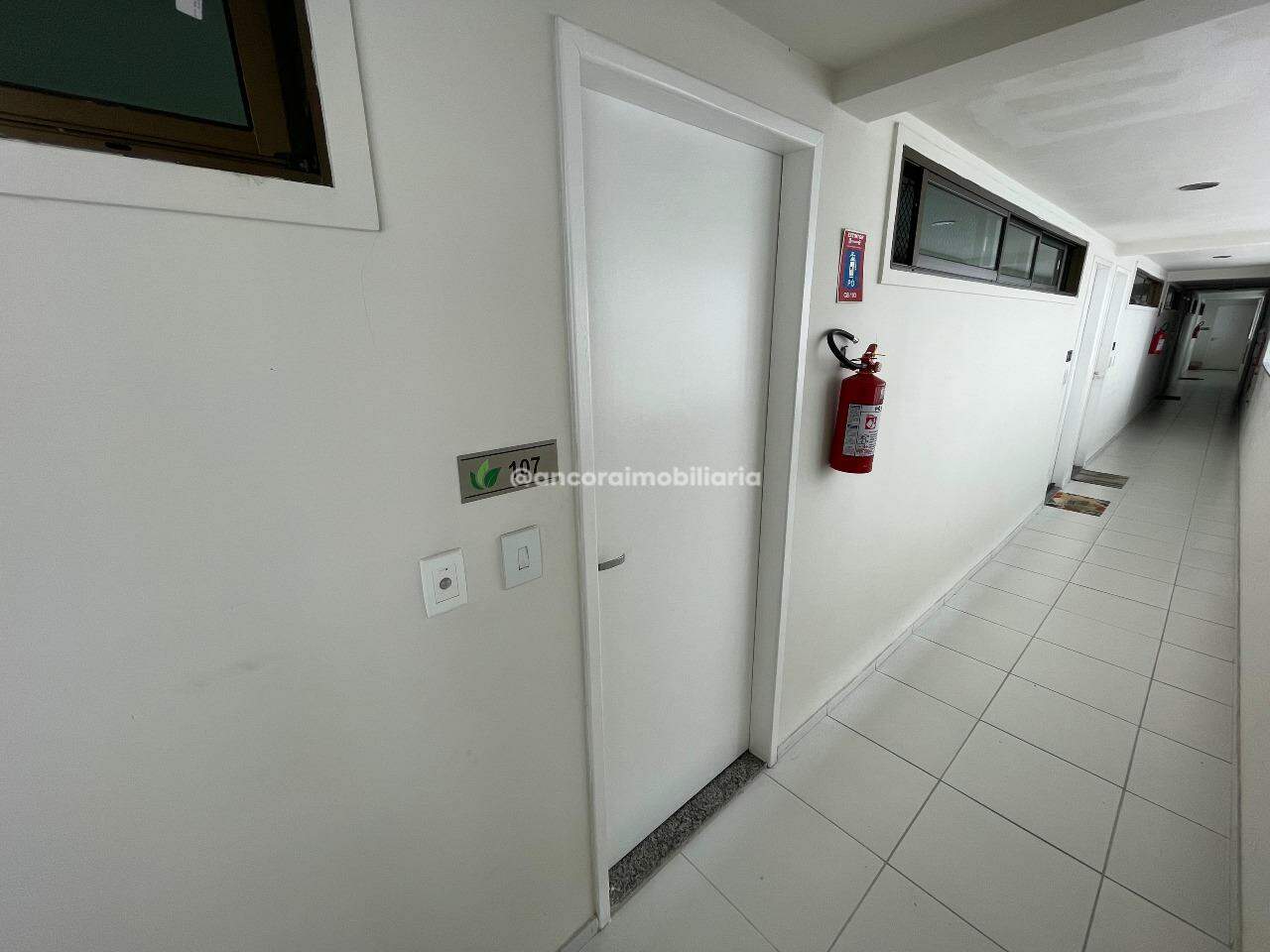 Apartamento para aluguel no Aflitos: 