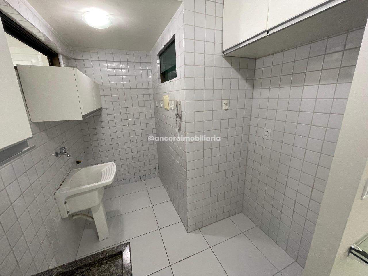 Apartamento para aluguel no Aflitos: