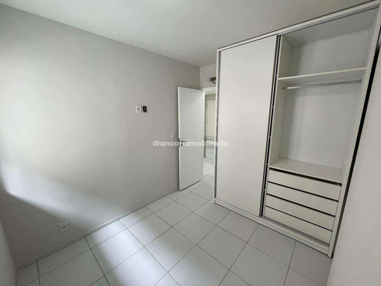 Apartamento para aluguel no Aflitos: