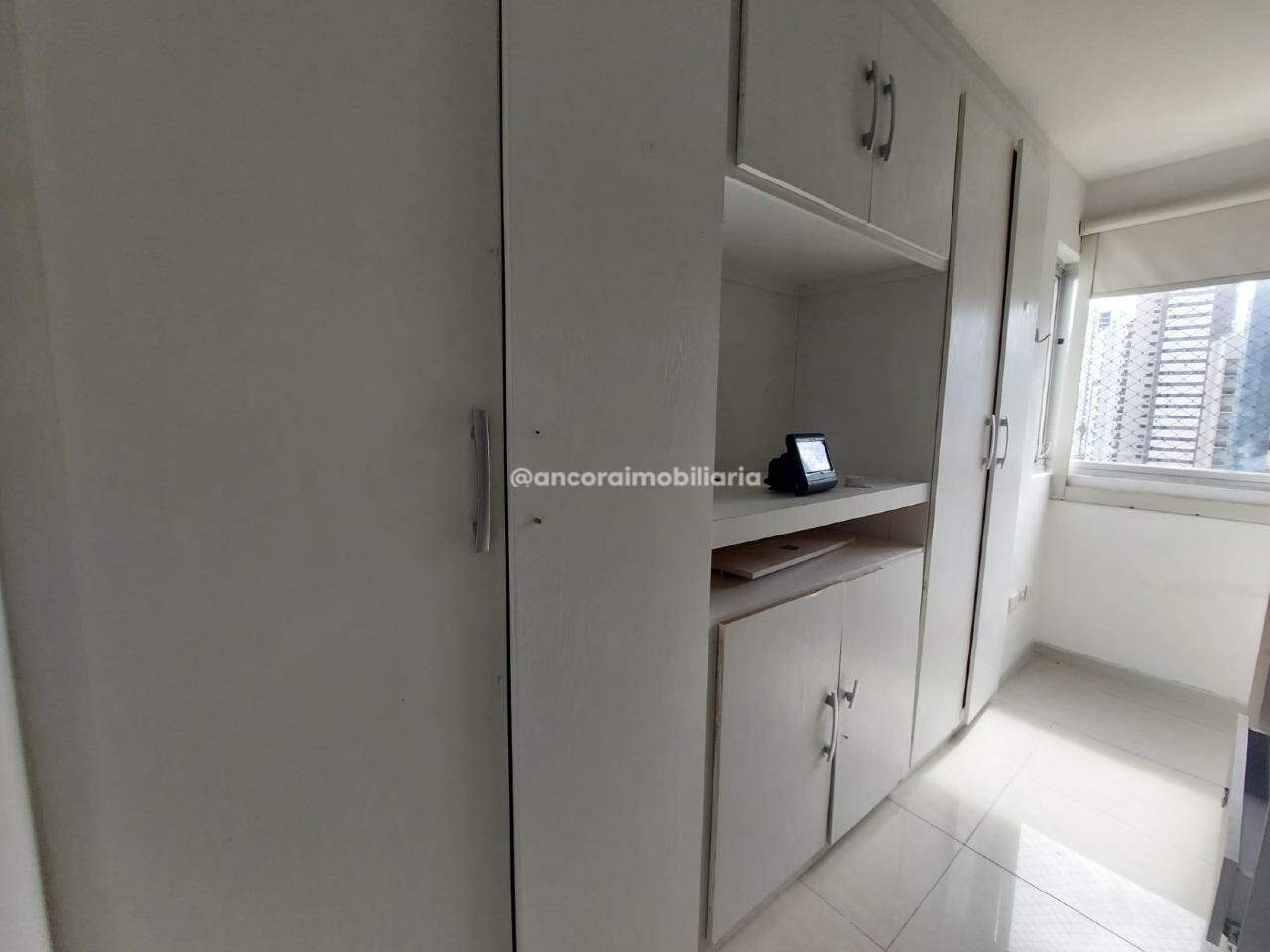 Apartamento à venda no Graças: