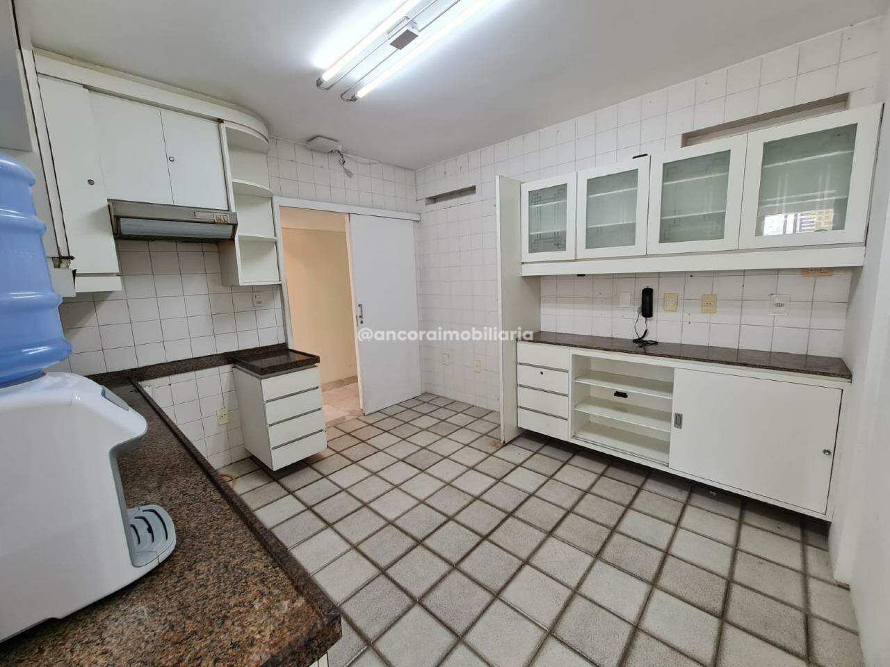 Apartamento à venda no Graças: 