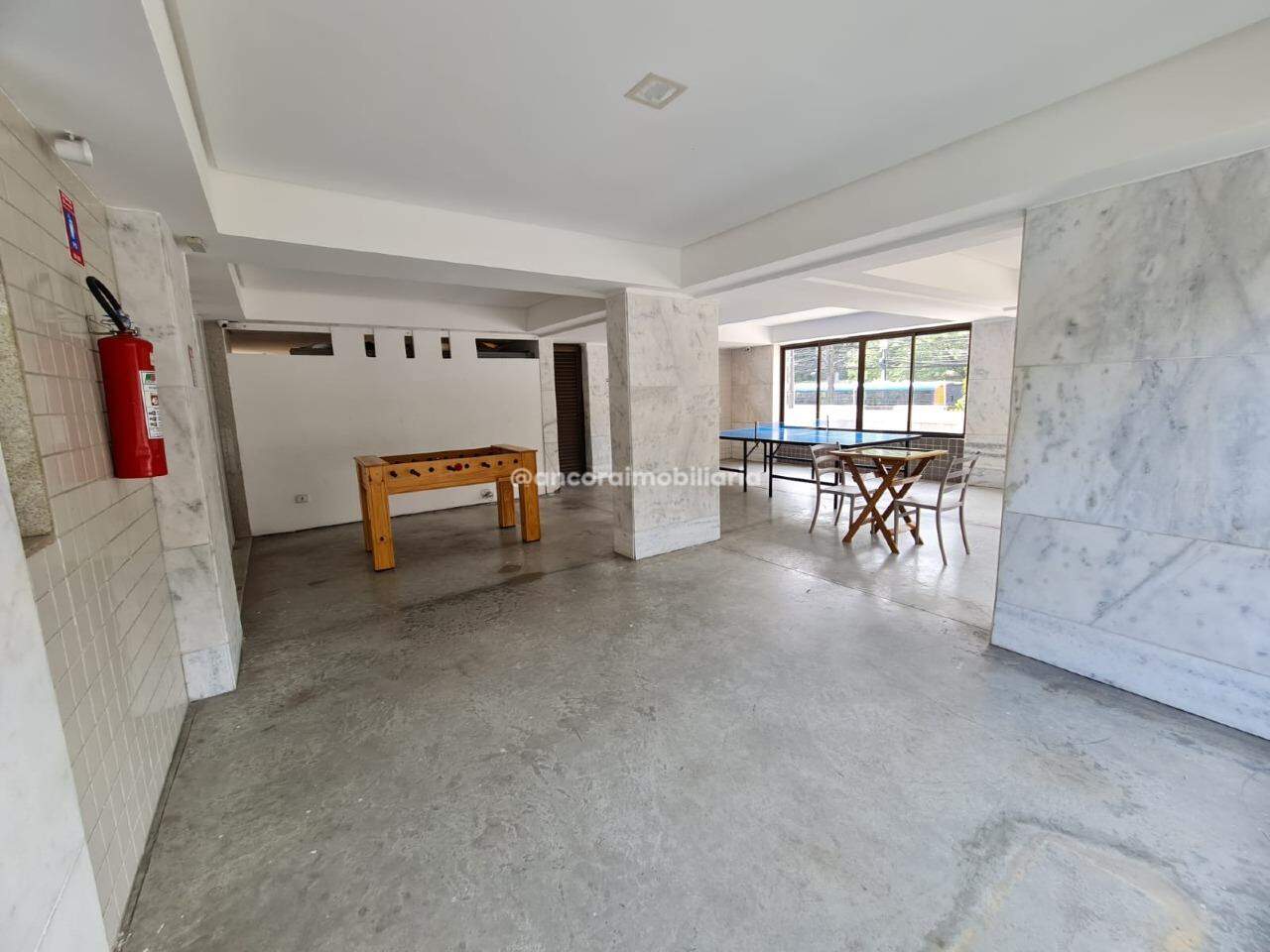 Apartamento à venda no Graças: 