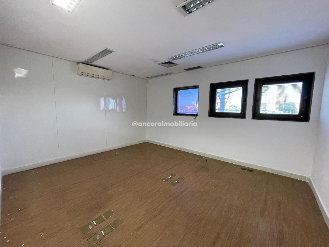 Casa Comercial para aluguel no Santo Antonio: 