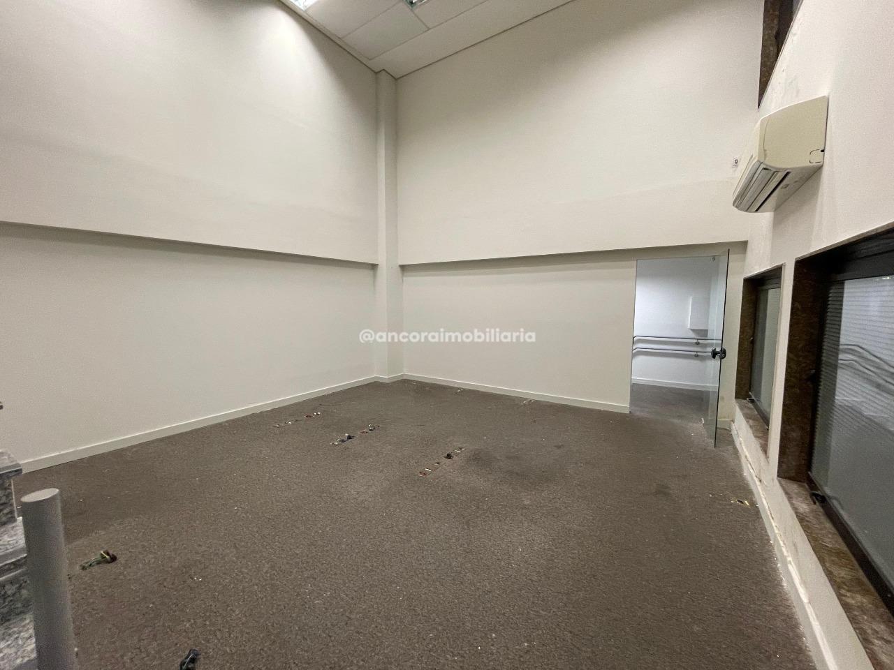 Casa Comercial para aluguel no Santo Antonio: 