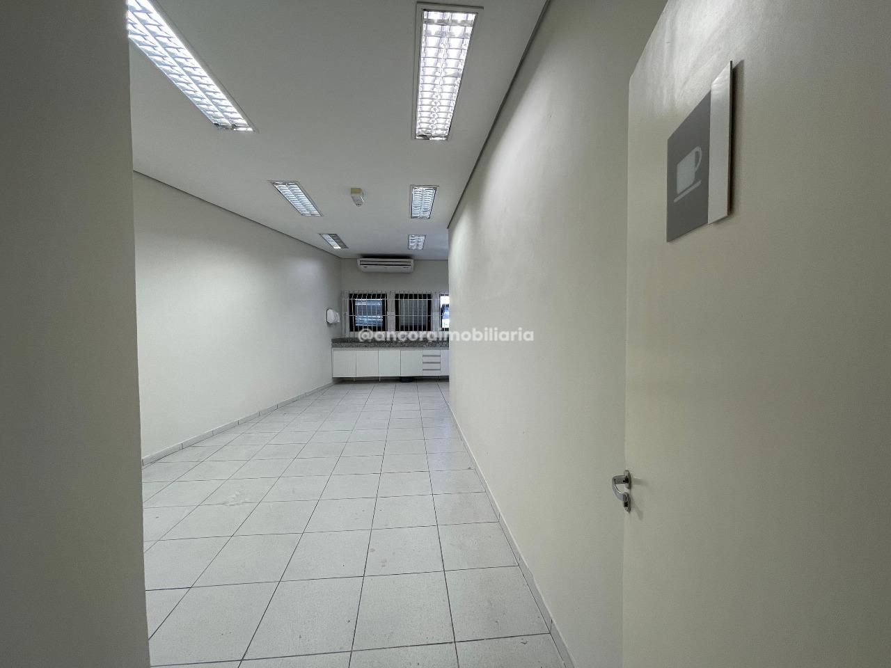 Casa Comercial para aluguel no Santo Antonio: 