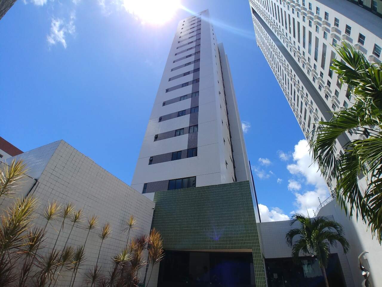 Apartamento à venda no Encruzilhada: 