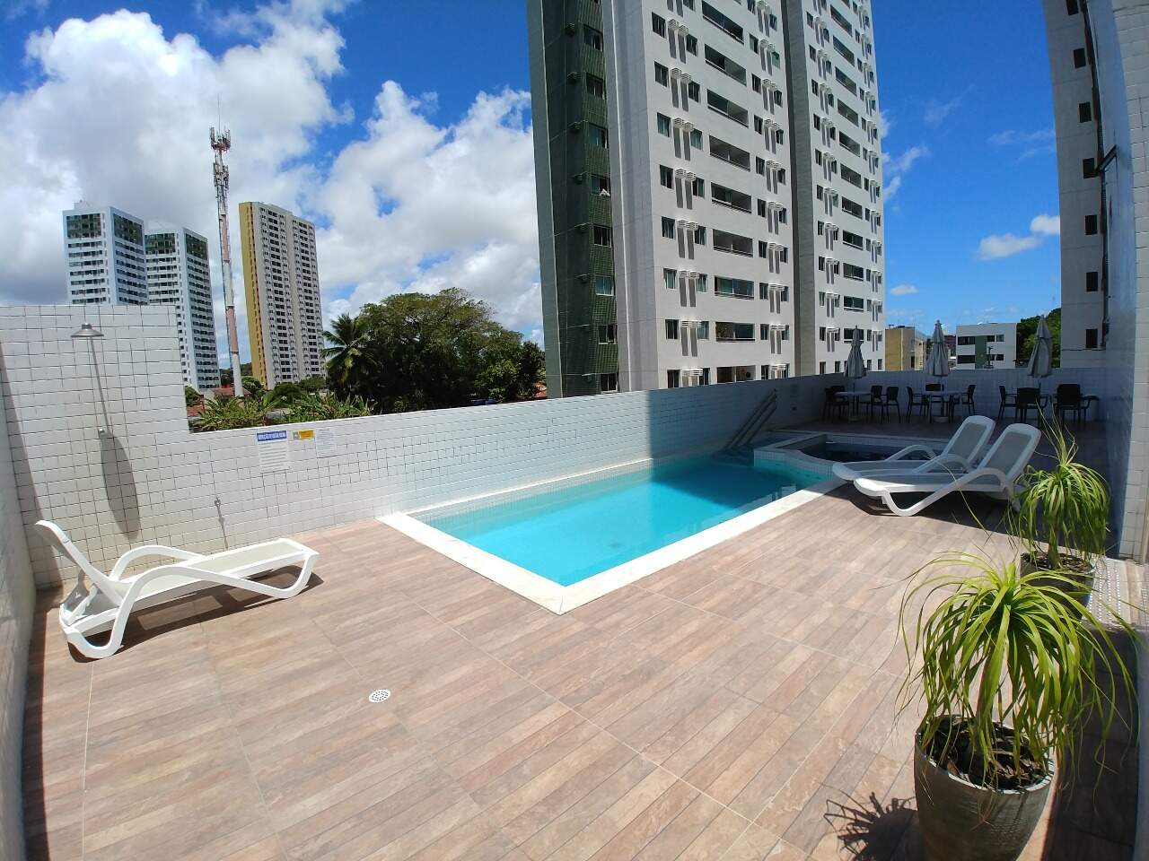 Apartamento à venda no Encruzilhada: 