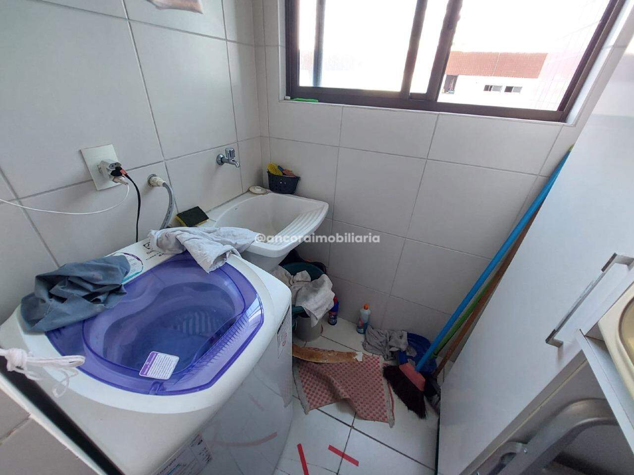 Apartamento à venda no Encruzilhada: 