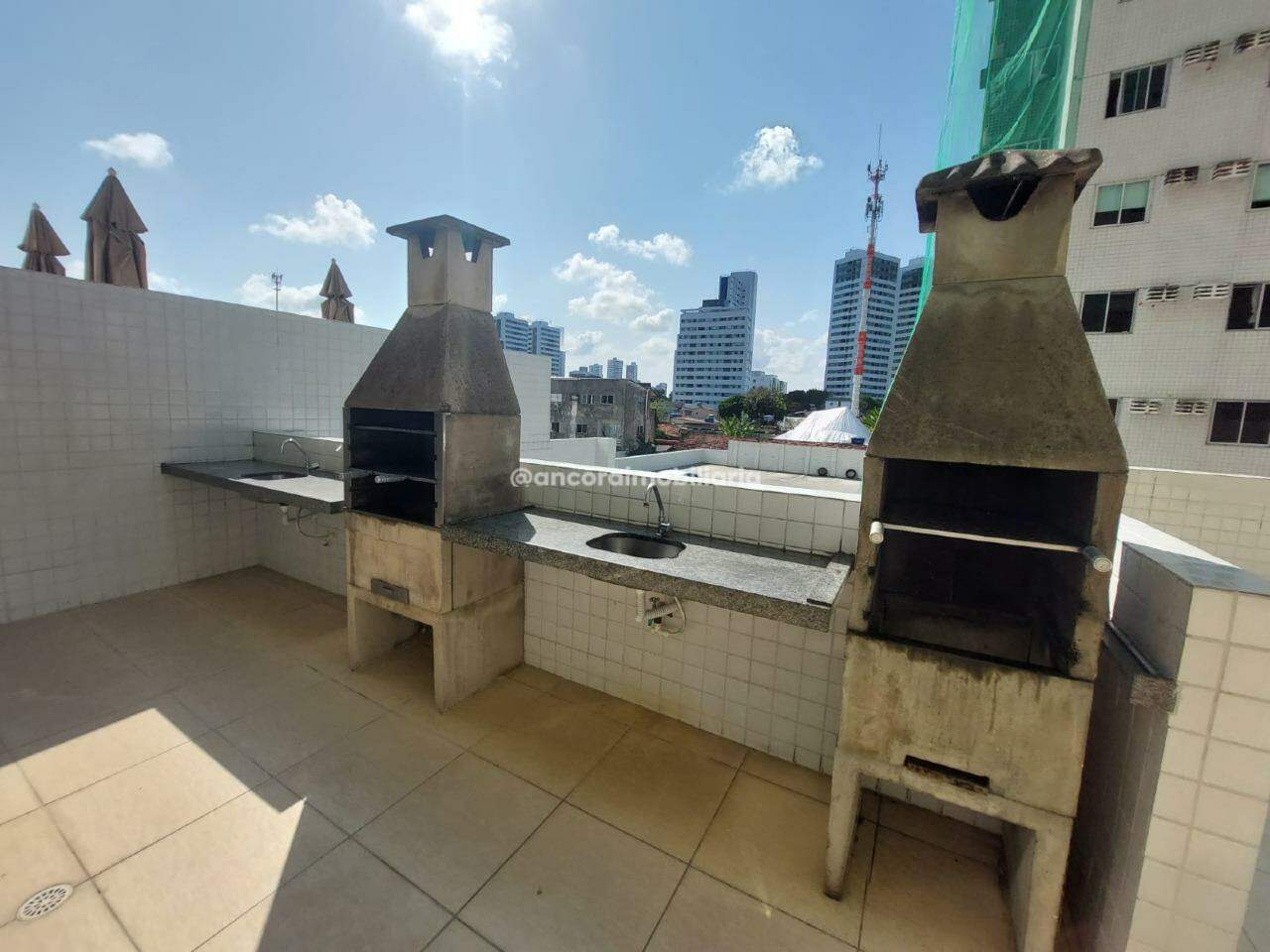 Apartamento à venda no Encruzilhada: 