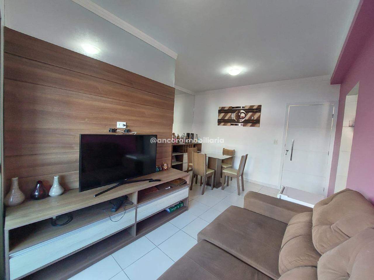 Apartamento à venda no Encruzilhada: 
