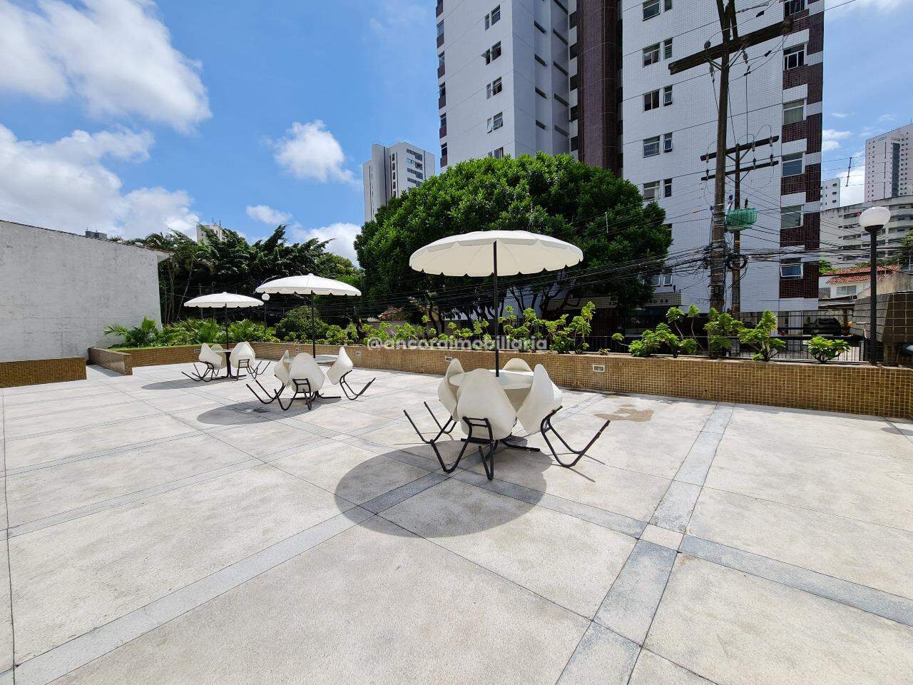 Apartamento à venda no Graças: 