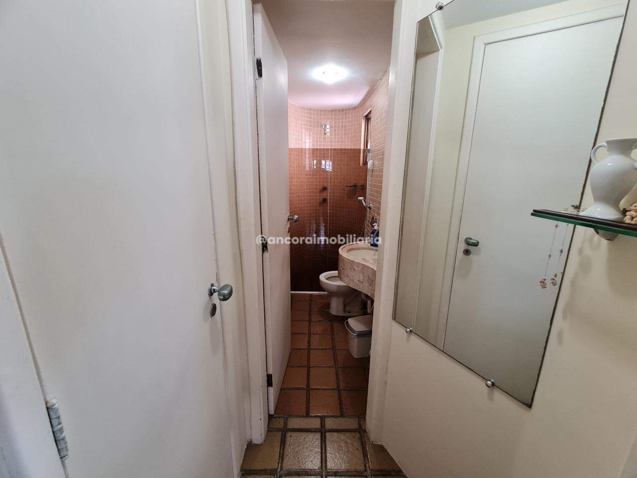 Apartamento à venda no Graças: 