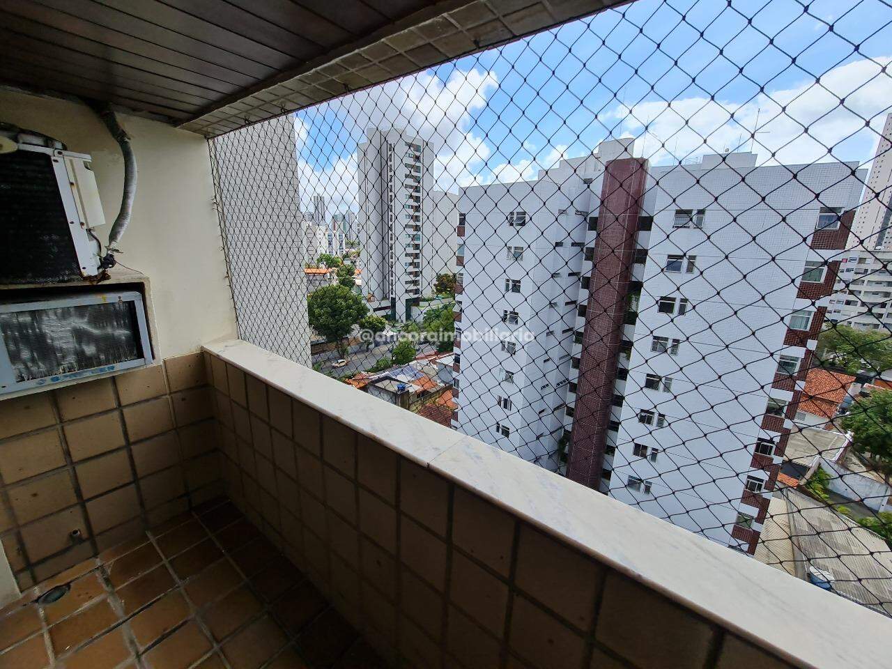 Apartamento à venda no Graças: 