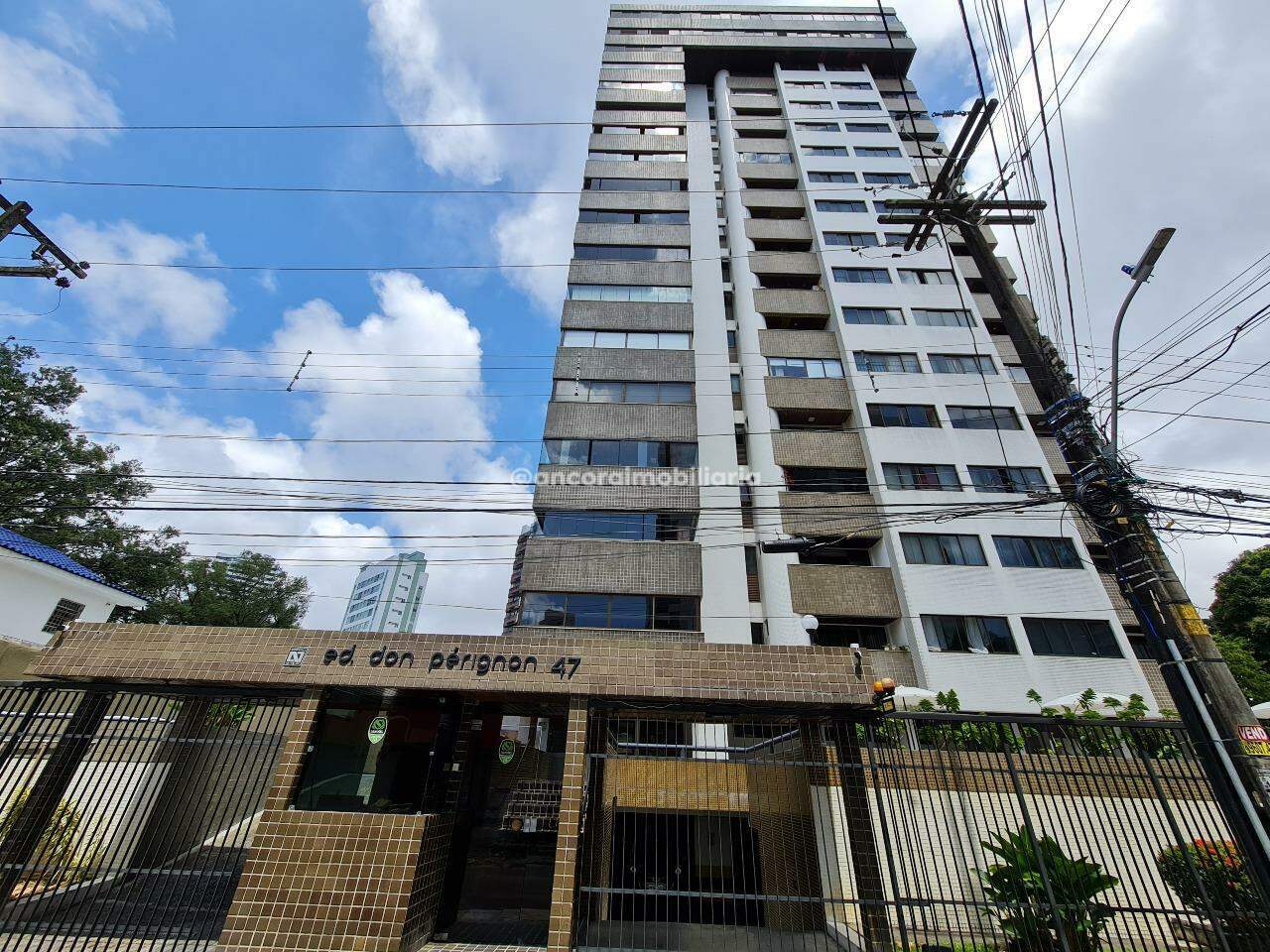 Apartamento à venda no Graças: 