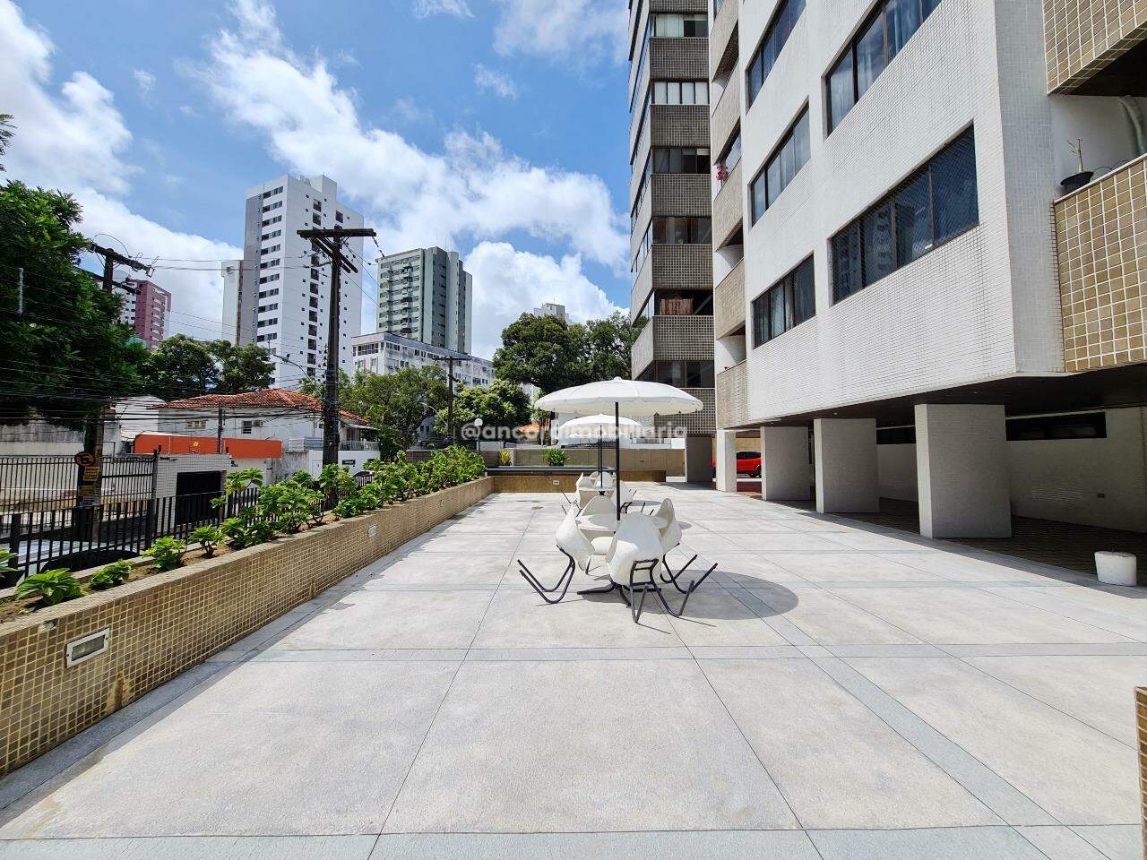 Apartamento à venda no Graças: 